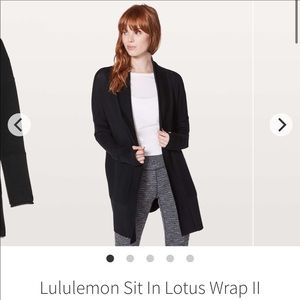 NWT - Lululemon Sit in Lotus Wrap II